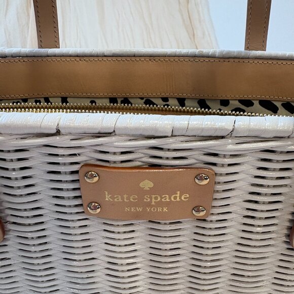 Kate Spade LIMITED EDITION Vintage White Straw Handbags $250 MSRP - Picture 2 of 13